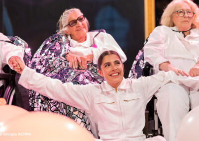 soignante et résidents